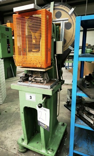 LOT 21 - PUNCH PRESS