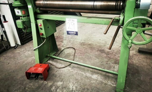 LOT 29 - ROLLER
