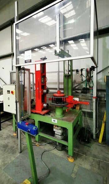 LOT 47 - TEST MACHINE