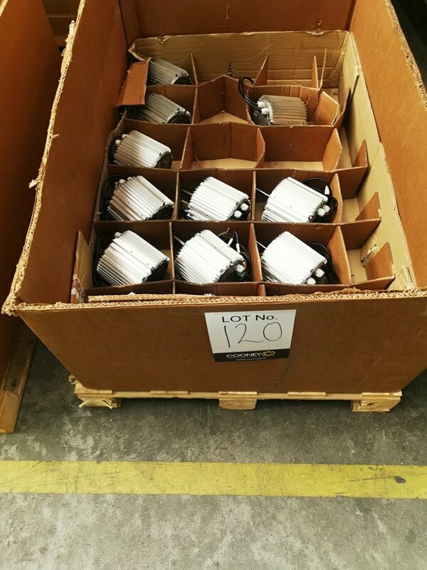 LOT 120 - MOTORS