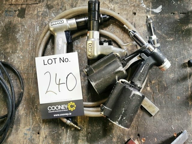 LOT-240-HANDTOOLS