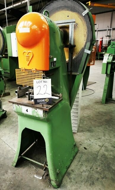 LOT 22 - PUNCH PRESS