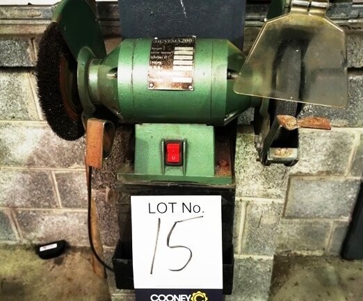 LOT 15 - Grinder