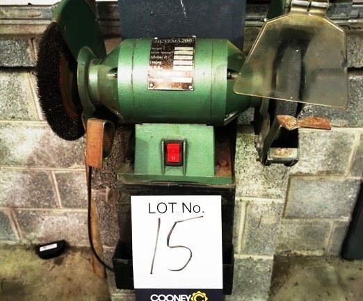 LOT 15 - Grinder