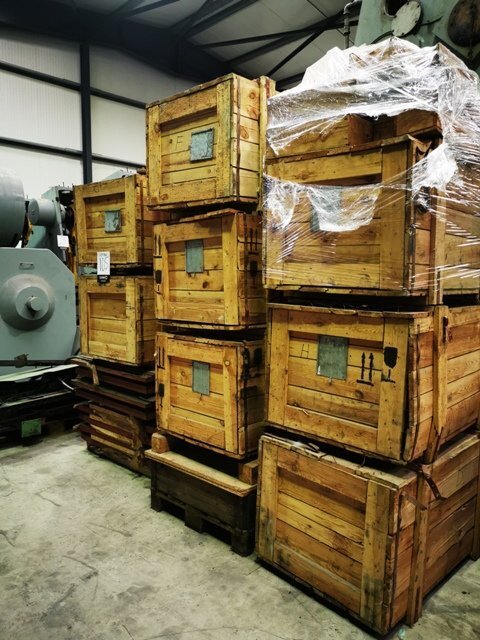 LOT 105 - Parts