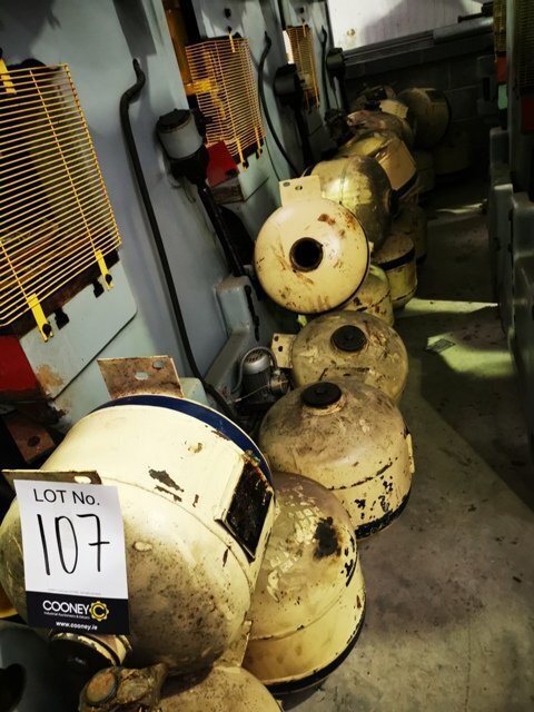 LOT 107 - Parts