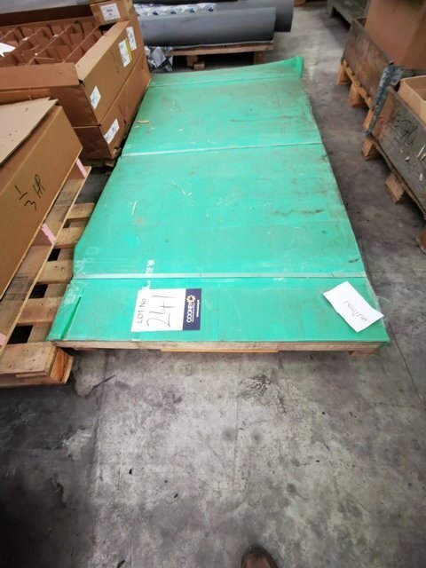LOT 241 - Steel