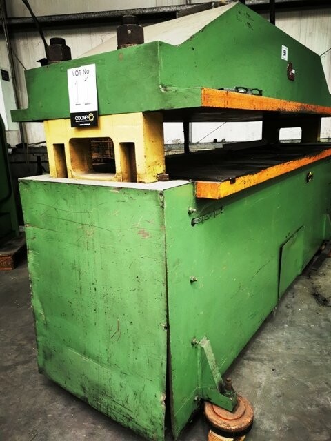 LOT 11  -  FLAT PRESS