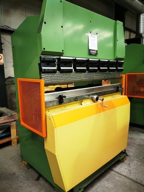 LOT 35  -  PRESS BRAKE
