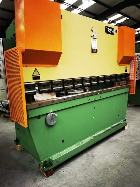 LOT 73  -  PRESS BRAKE