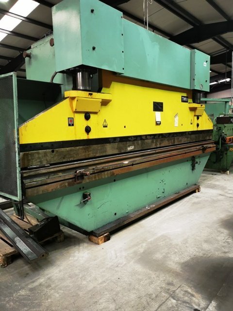 LOT 77  -  PRESS BRAKE