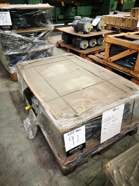 LOT 91  -  MOTORS