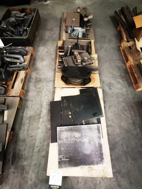 LOT 151  -  TOOLING