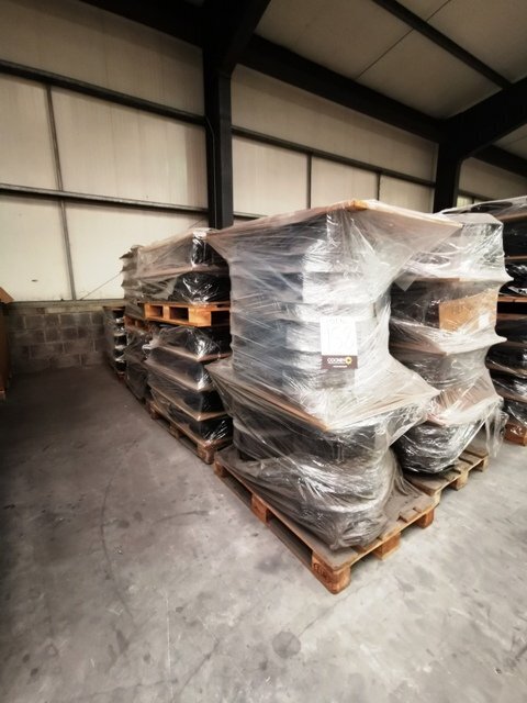 LOT 158  -  IMPELLERS