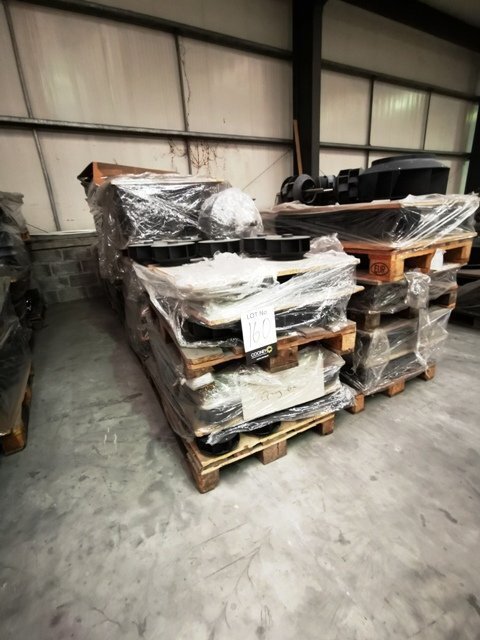 LOT 160  -  IMPELLERS