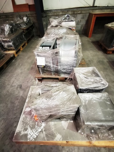 LOT 165  -  STOCK