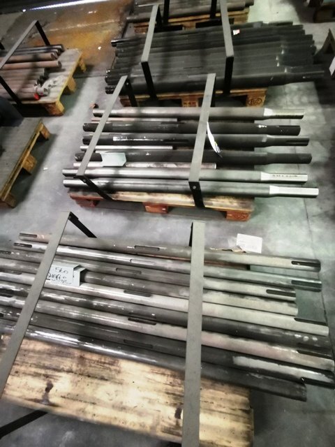 LOT 179  -  STOCK
