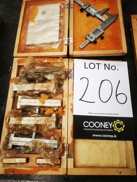 LOT 206  -  MEASUREMENT