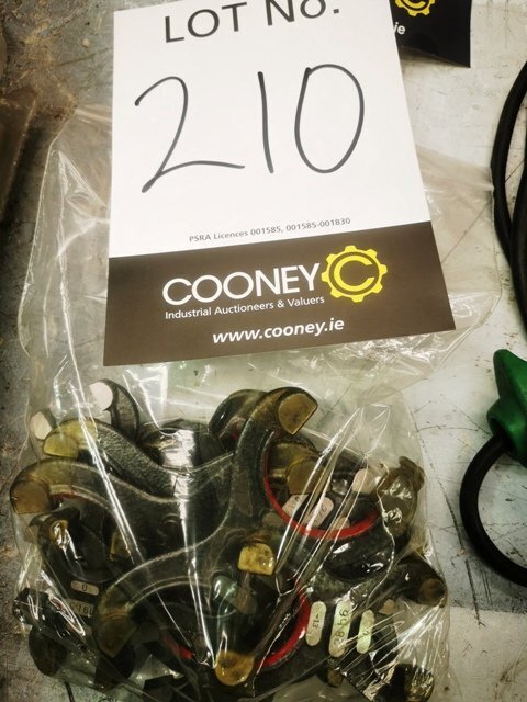 LOT 210  -  MEASUREMENT