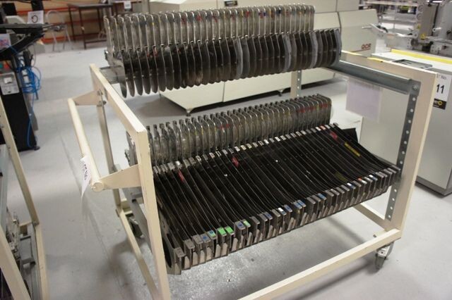 LOT 610 -  Feeders