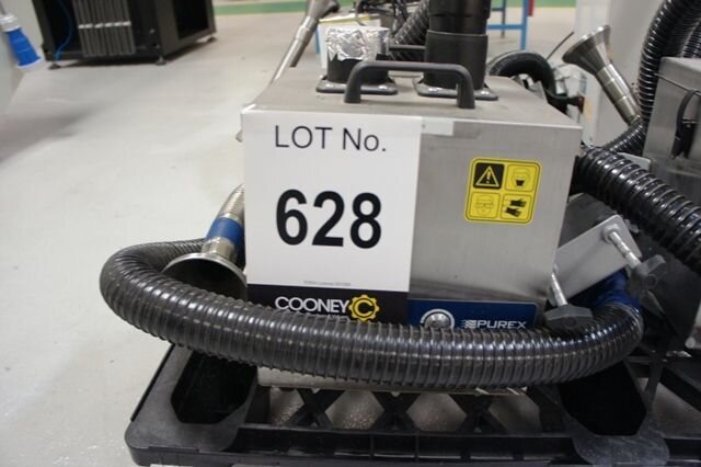 LOT 628 -  Fume Extractor
