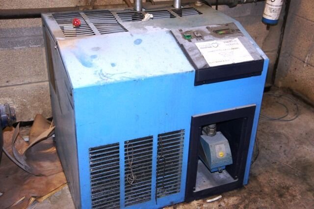 LOT 749 -  Dryer