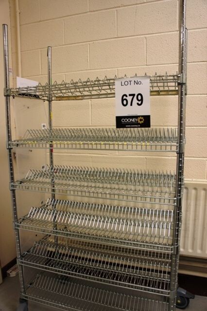 LOT 679 -  Metro Rack