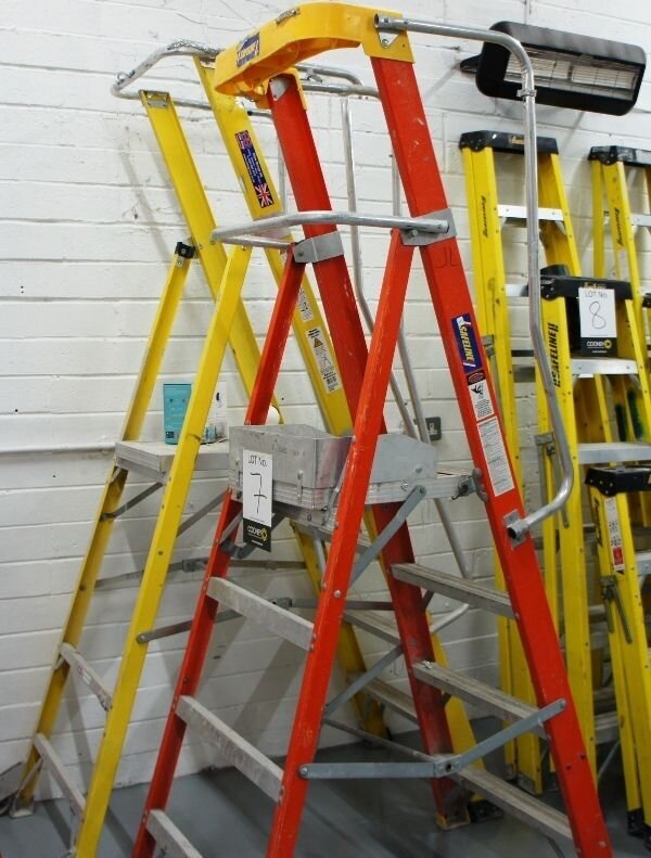 LOT 7 -  LADDER