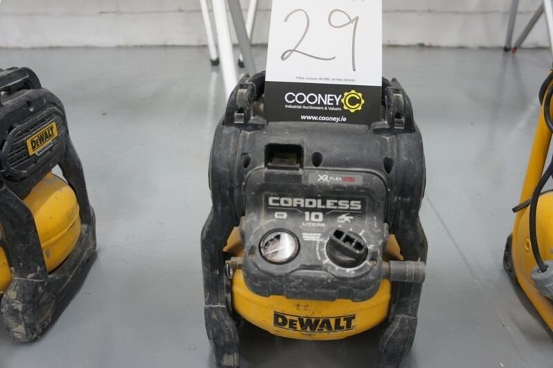 LOT 29 -  COMPRESSOR