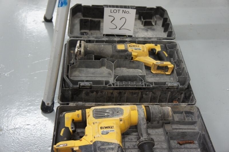 LOT 32 -  BREAKER