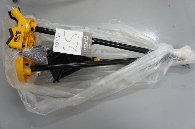 LOT 25 -  PIPE STAND