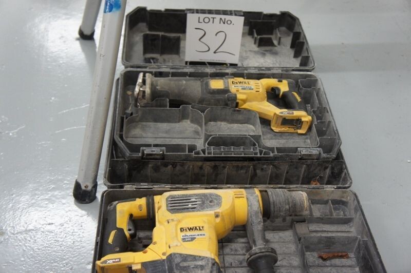 LOT 32 -  BREAKER
