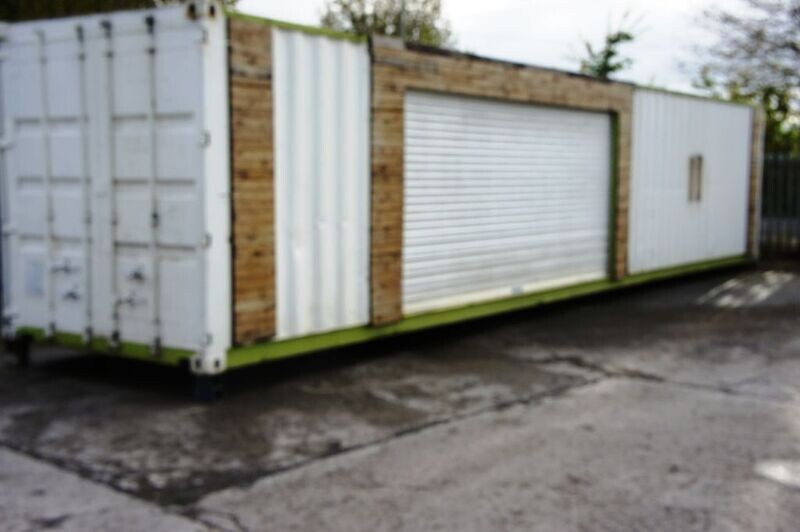 LOT 3 -  CONTAINER OFFICE