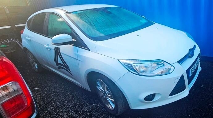 LOT 10 -  2013 Ford Focus