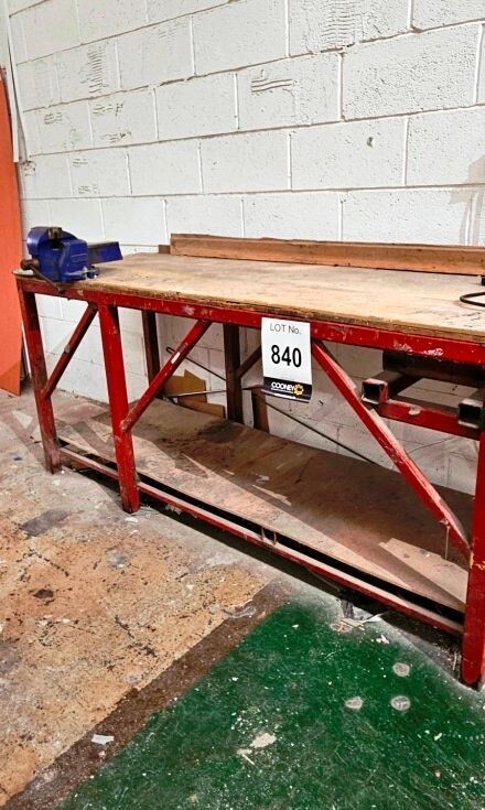 LOT 840 -  Bench