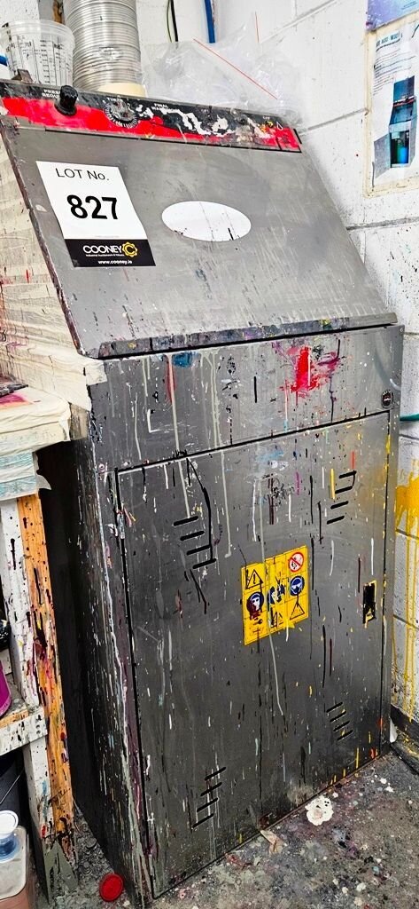 LOT 827 -  Cleaning cabinet