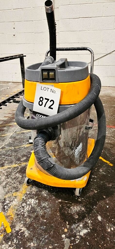 LOT 872 -  Vacuum