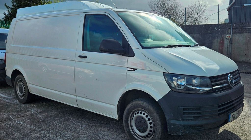 LOT 5 -  VW TRANSPORTER