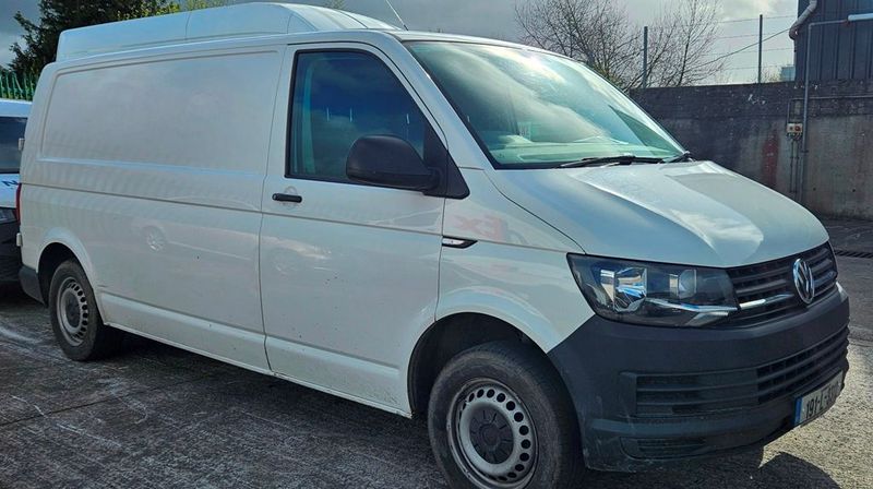 LOT 5 -  VW TRANSPORTER