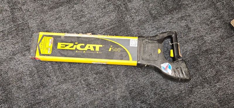 LOT 14 -  EZICAT