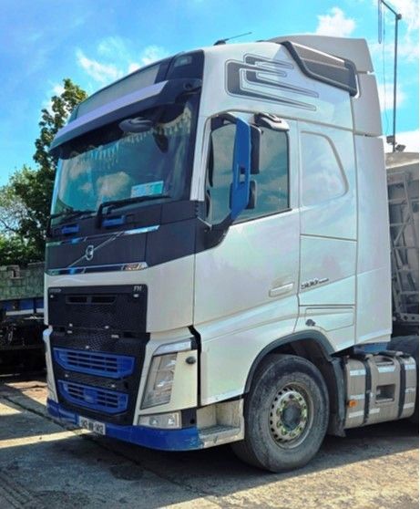 LOT 10 -  VOLVO FH500