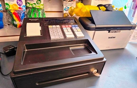 LOT 2 -  CASH REGISTER