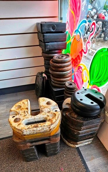 LOT 7 -  WEIGHTS