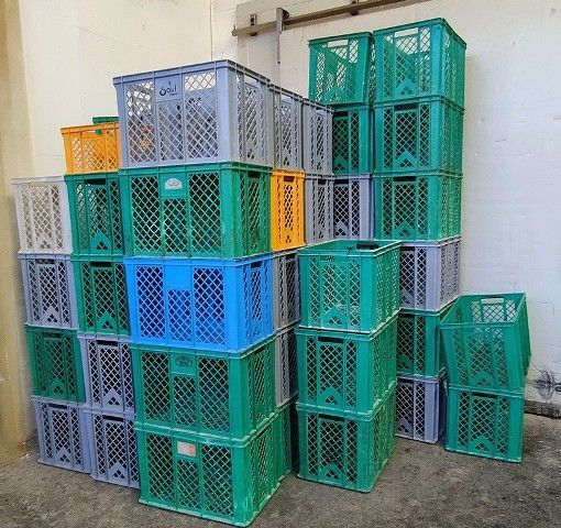 LOT 21 -  CRATES
