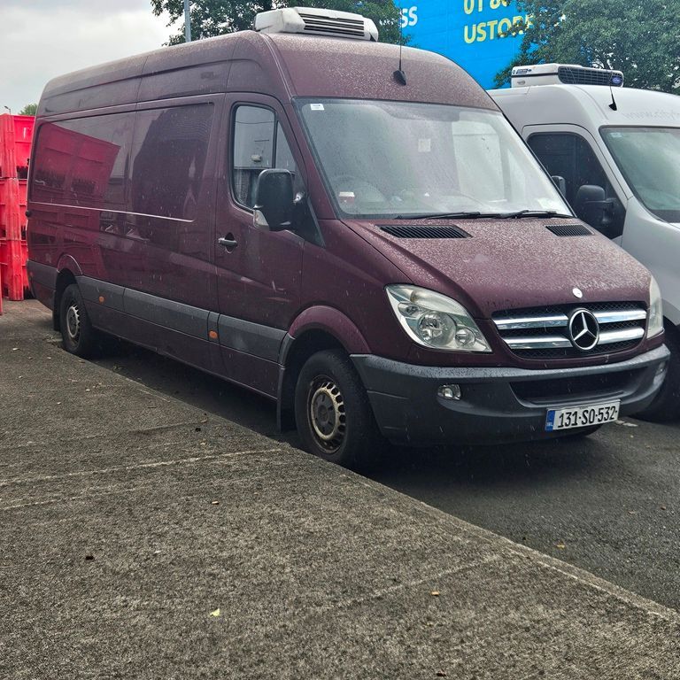 LOT 3 -  MERCEDES SPRINTER