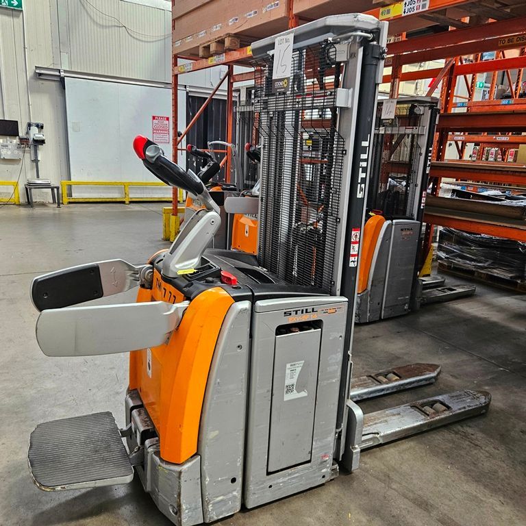LOT 15 -  STACKER
