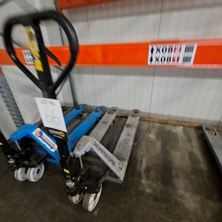 LOT 66 -  PALLET TRUCK