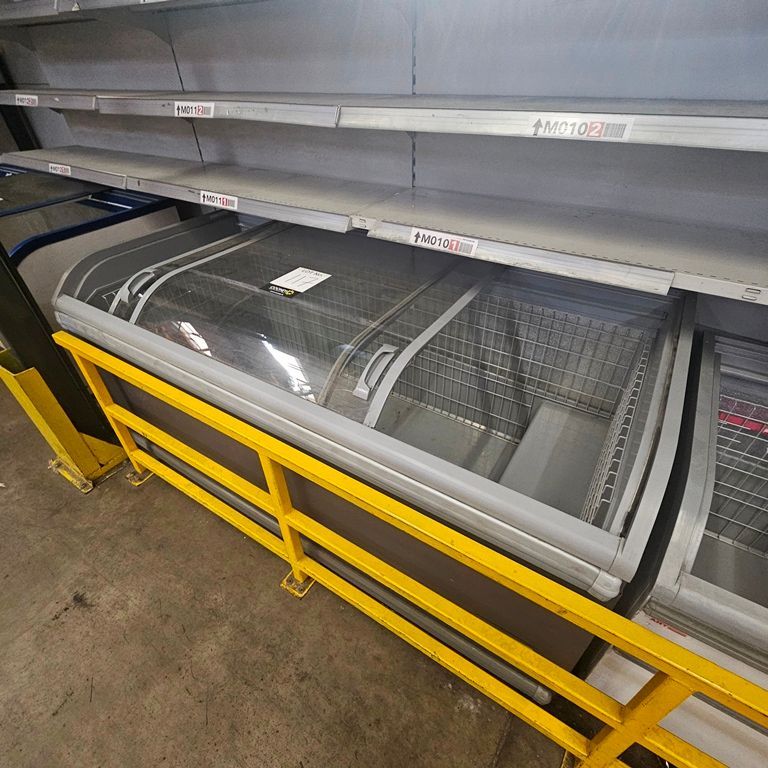 LOT 117 -  CHEST FREEZER