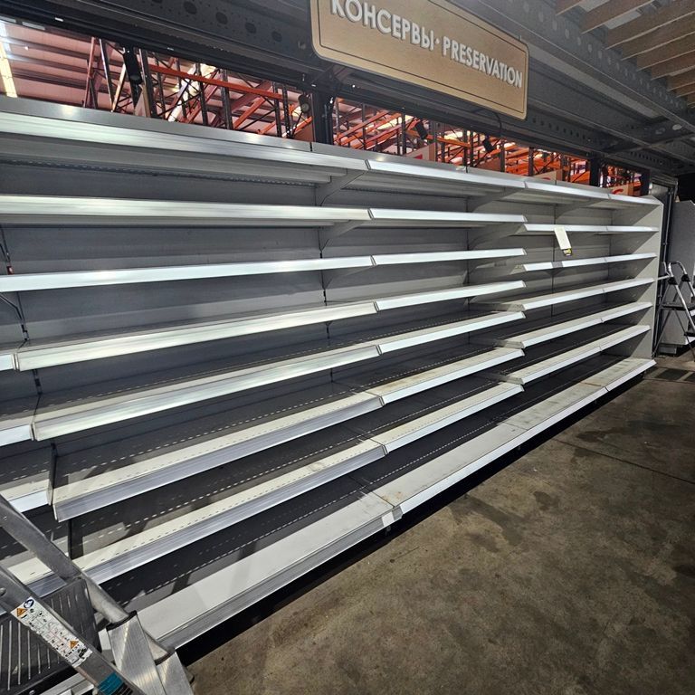 LOT 132 -  SHOP SHELVING