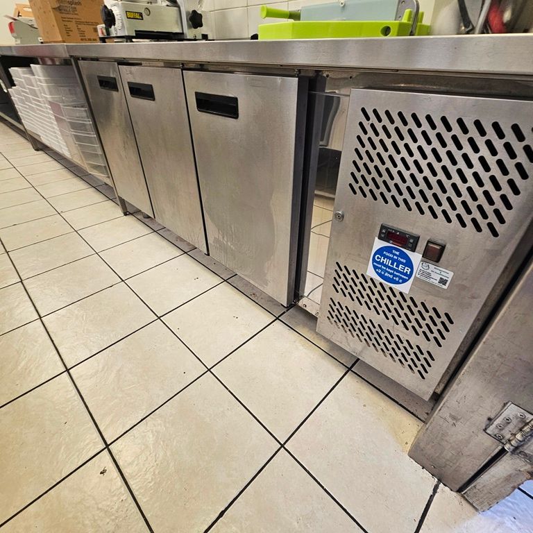 LOT 170 -  SHOP CLONDALKIN